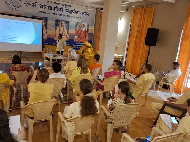 Daily Ayurveda lecture at Om Ashram