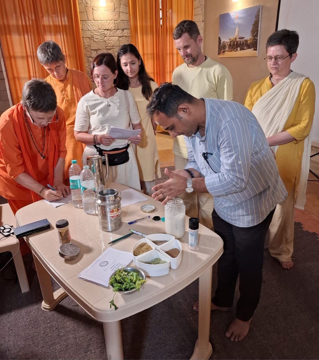 Practical session on simple Ayurvedic home remedies